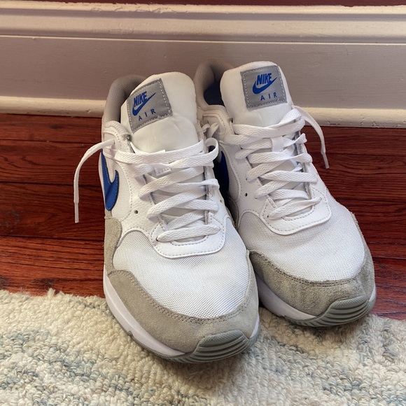 Nike Sneakers - Picture 2 of 5